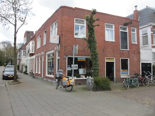 Winkel in de Kerklaan in Groningen