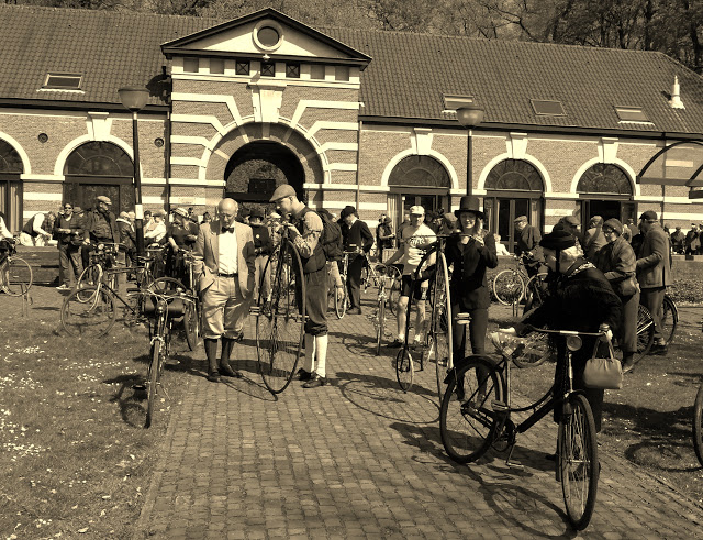 Remise zw.JPG