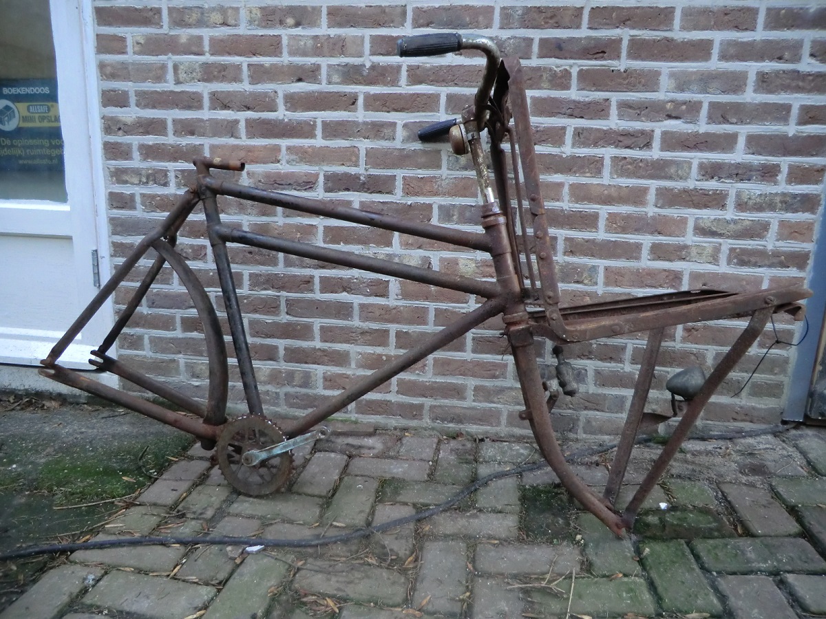 transport frame oud €37,50 middel.jpg