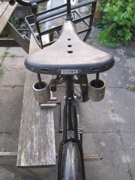 Opgebouwd_zadel_brown.jpg