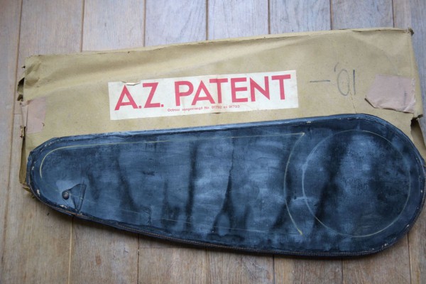 AZ patent kettingkast 1.JPG