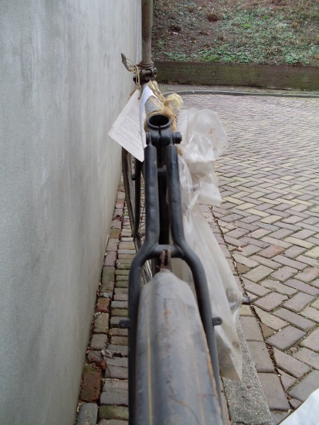025-8.JPG
