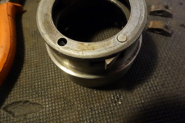 1 SA X pallen afgeslepen.JPG (365.31 KiB) 6205 keer bekeken teruggeplaatste pallen