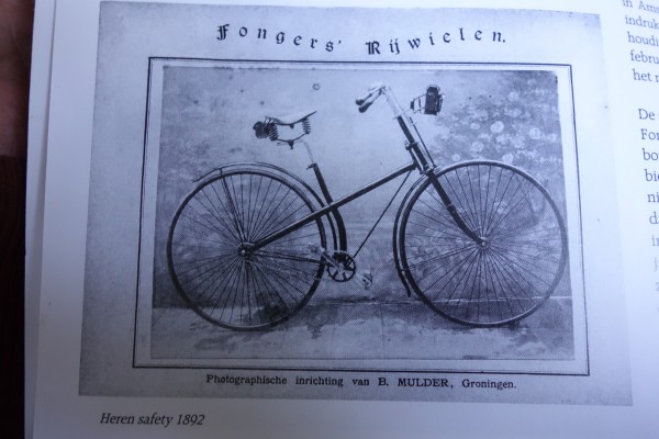 Fongers safety.JPG (254.98 KiB) 8349 keer bekeken afbeedling uit Het rijwiel 2013/2 Fongers de vroege periode Jos Rietveld