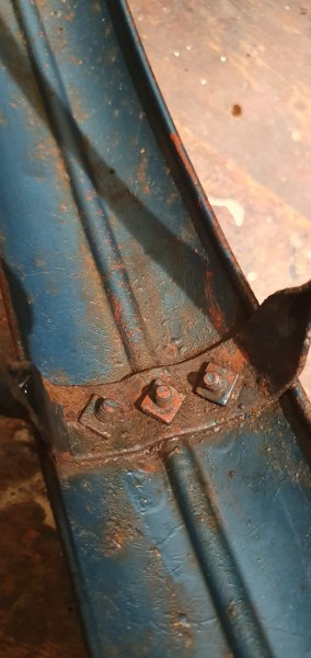 ce2dca94-88d5-44d1-b0a1-4843df94c1ef.jpg