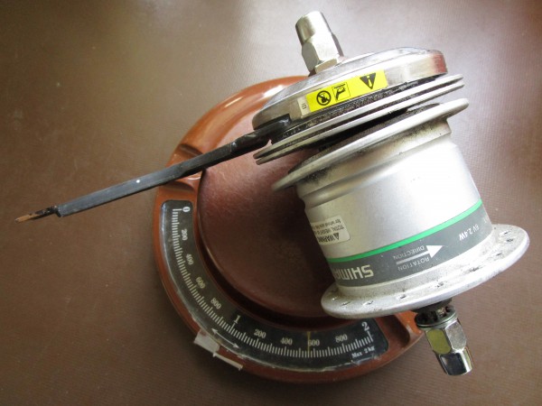 Shimano rollerbrake - naafdynamo 1560 gram.JPG