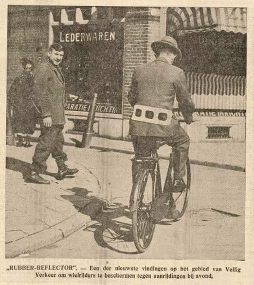 1932-09-13 Rubber reflector fiets, Delpher, bw.jpg