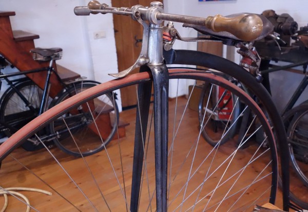 DSC09033 (2).JPG (471.84 KiB) 2635 keer bekeken rood