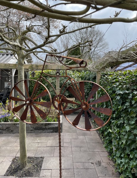 Safety windmolen voor in de tuin.jpg