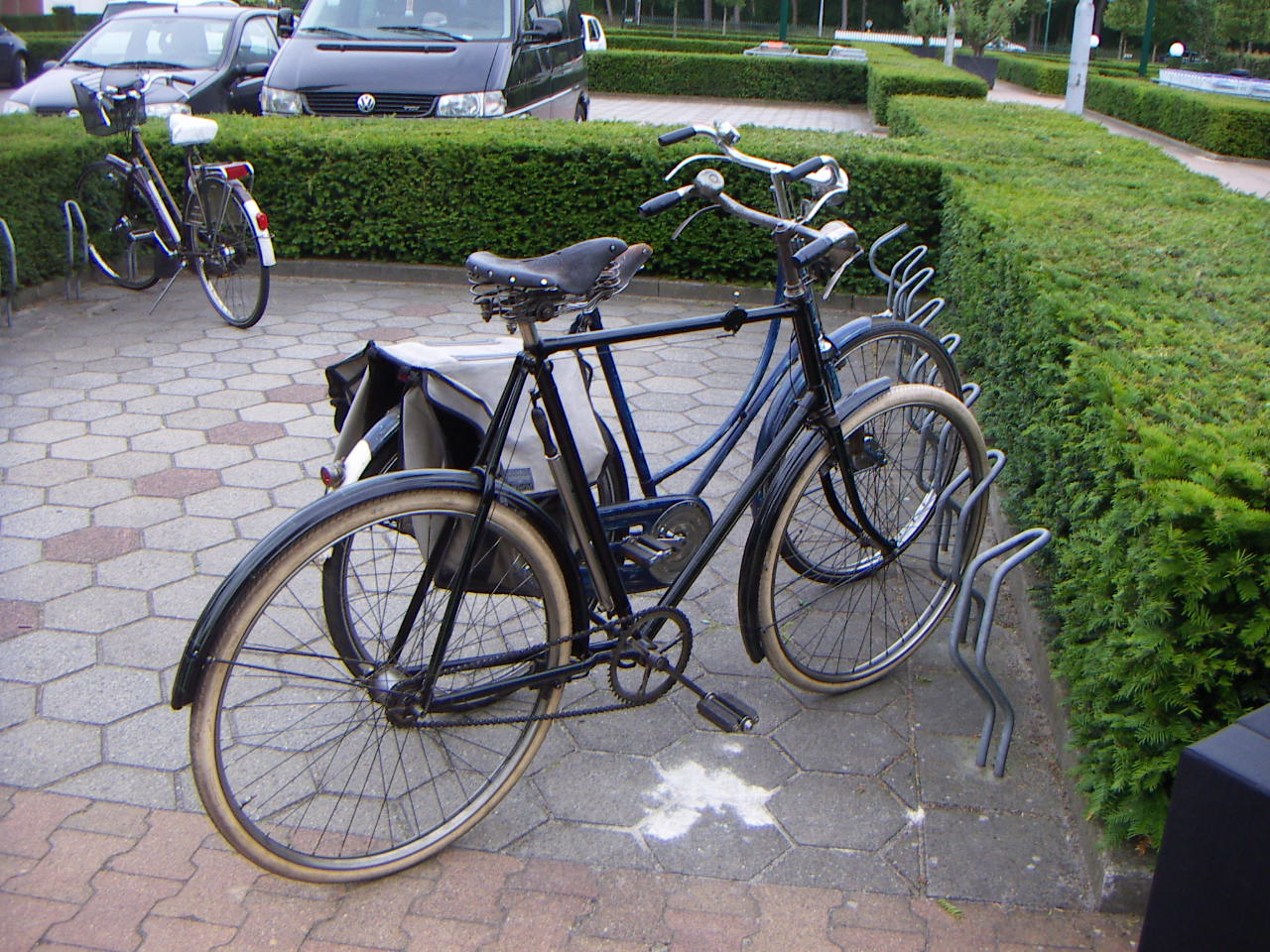 Fietsenstalling bij tuincentrum coppelmans