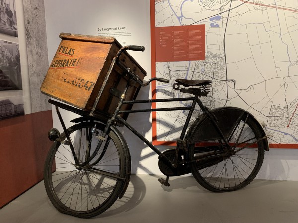 Transportfiets Schoenenmuseum 1.jpg