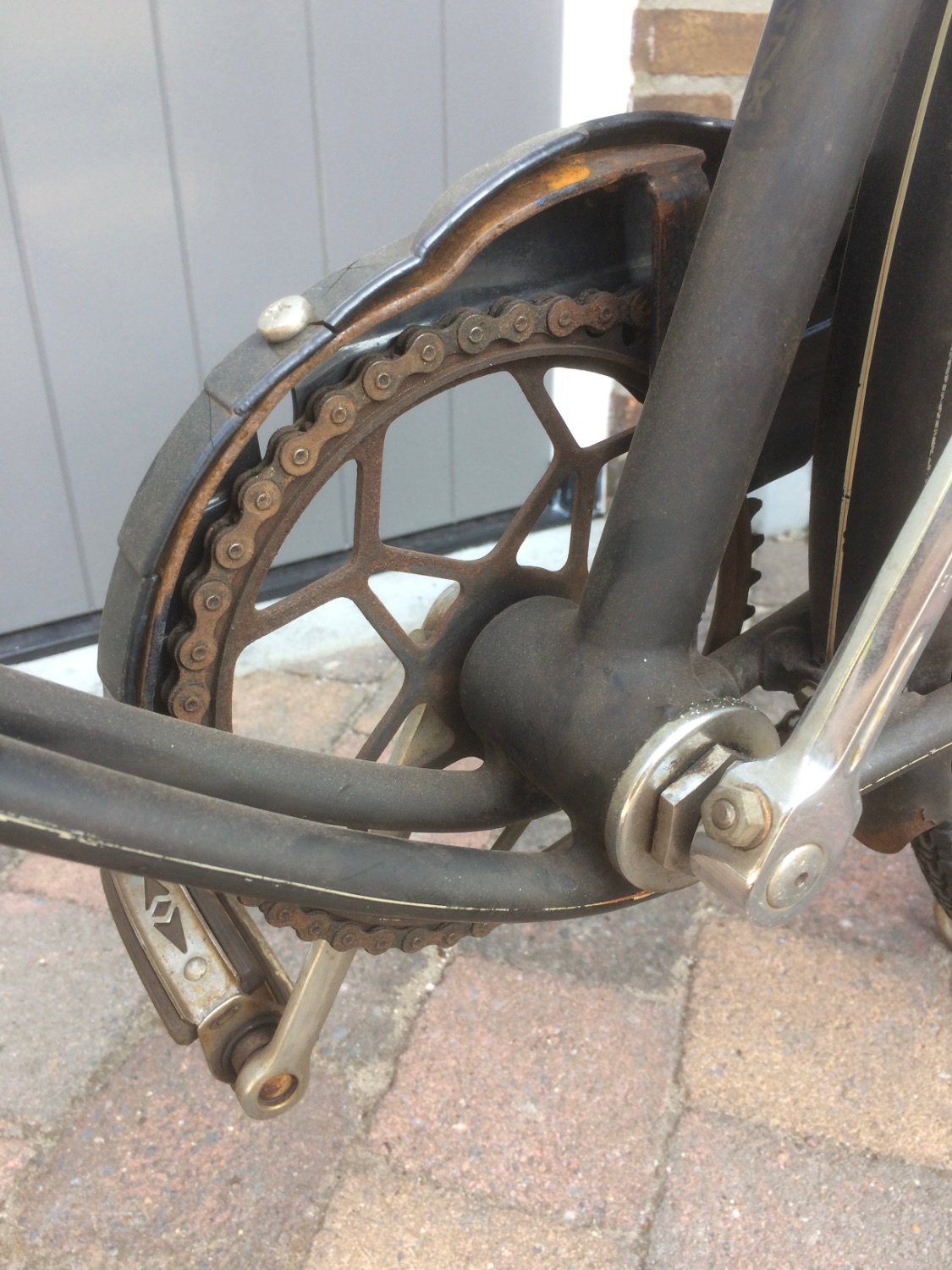 Bracket wiegframe