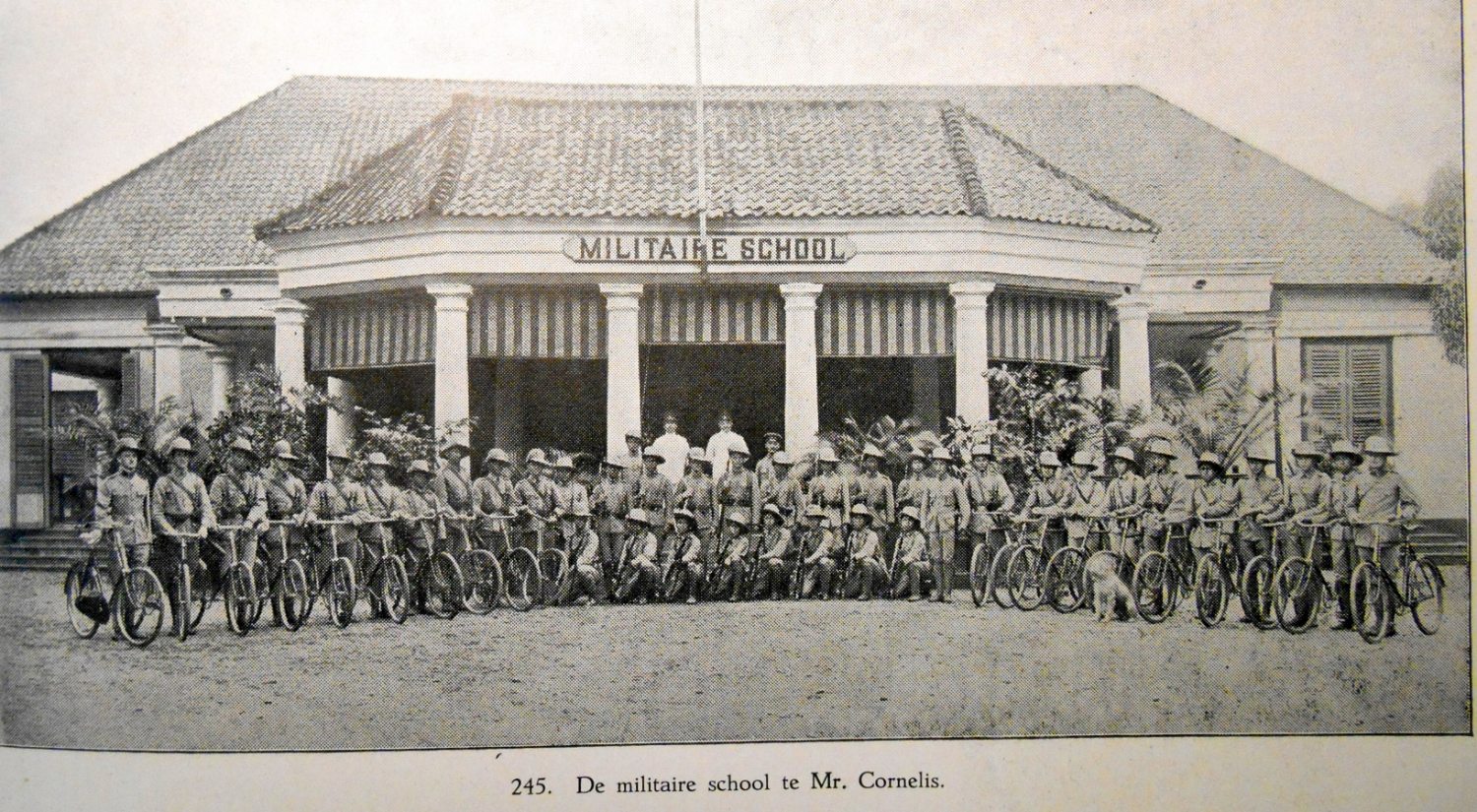 KNIL 1.jpg