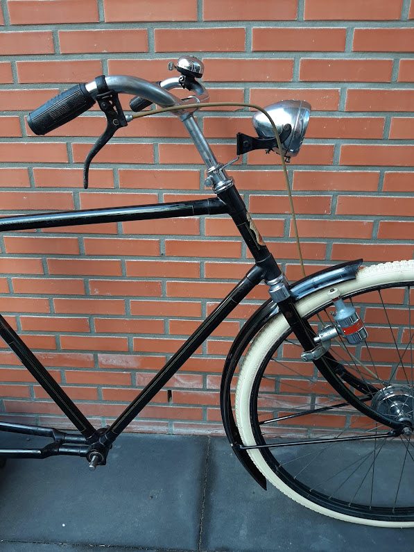 BB60 voortrein.jpg