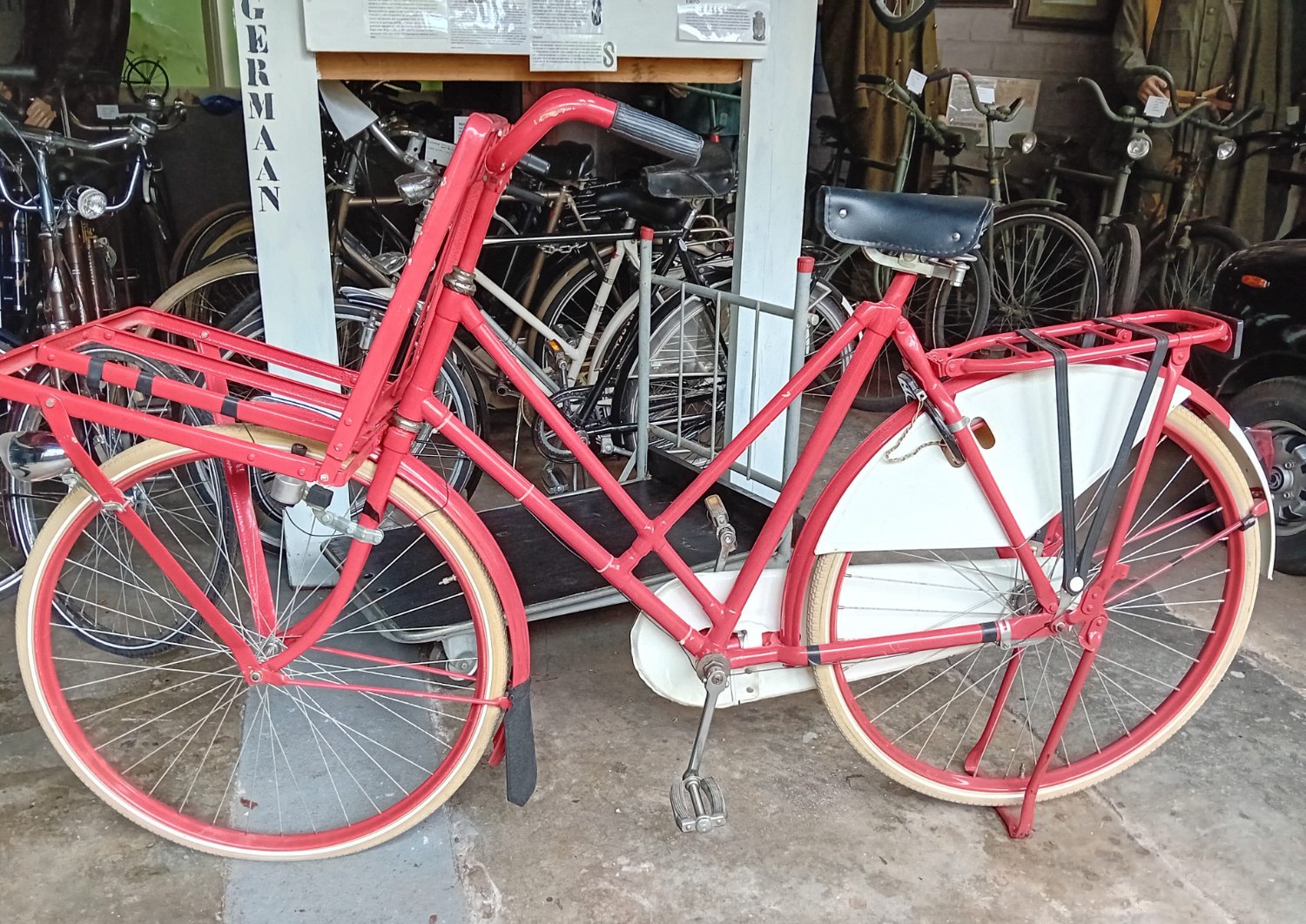 rode fietrs.jpg