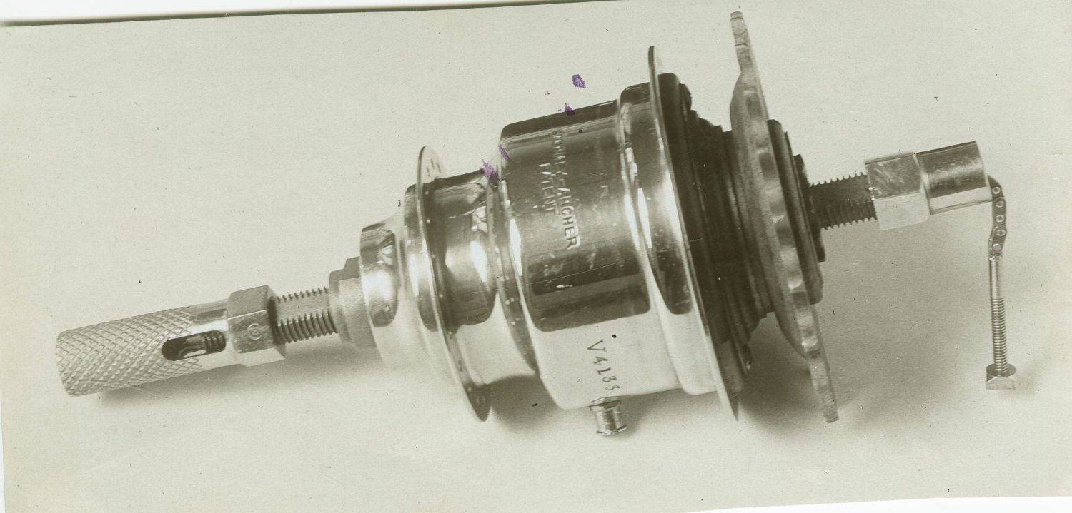 Eerste model begin 1908 Bron: beeldbank Groningen