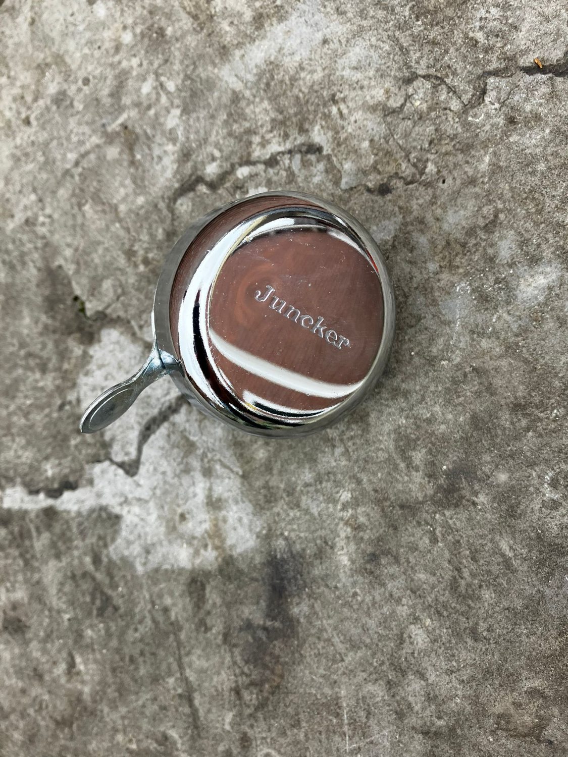 Juncker fietsbel.jpeg