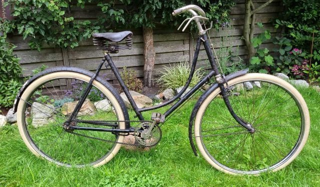 1915 / 92837 / Nederland.