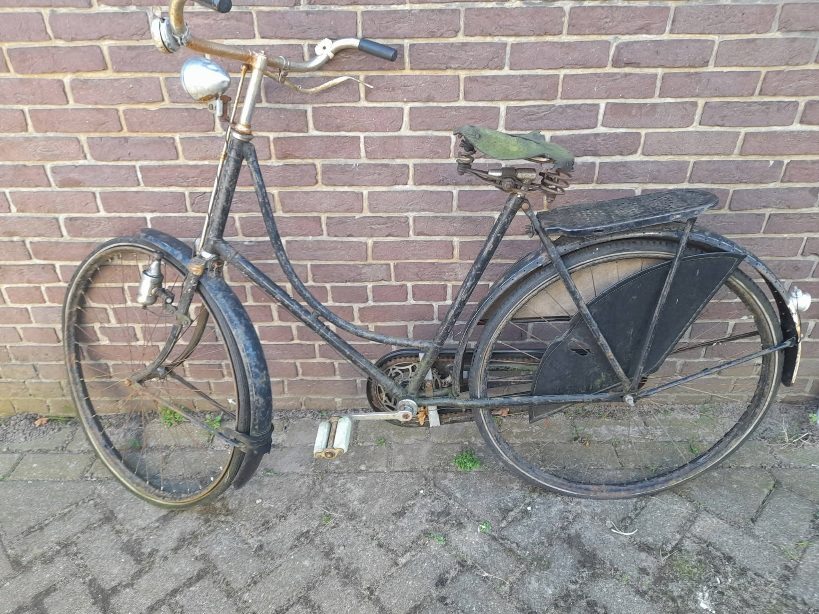 1915 / 84605 / Nederland.