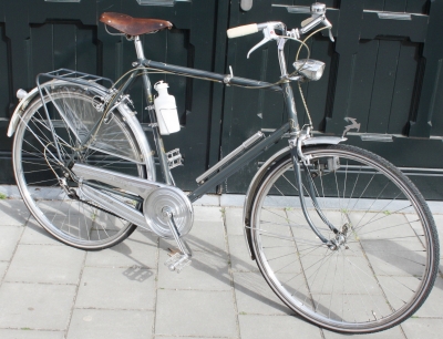 Gazelle Sport Licht 1957 veiling KorstvanderHoeff.jpg
