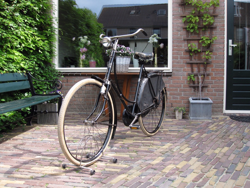 De fiets is helemaal opgeknapt! Nu de aankleding nog...