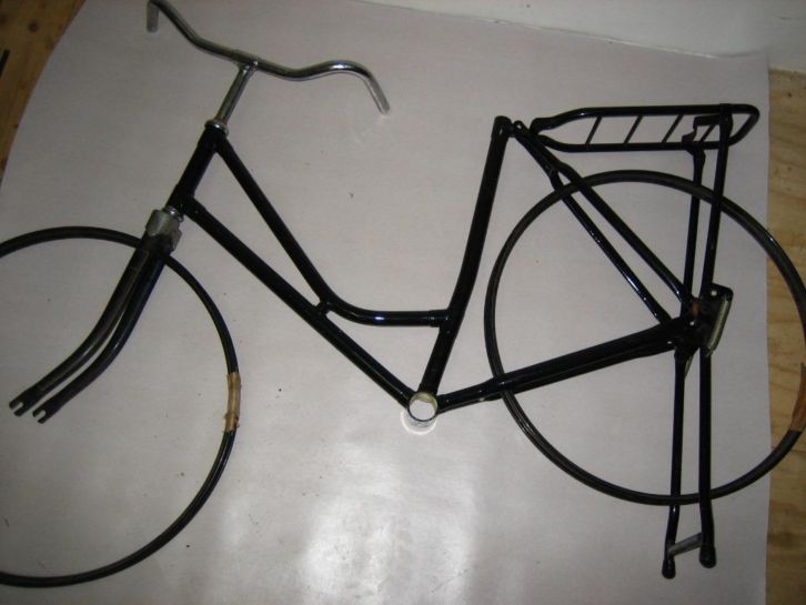 apart frame.jpg