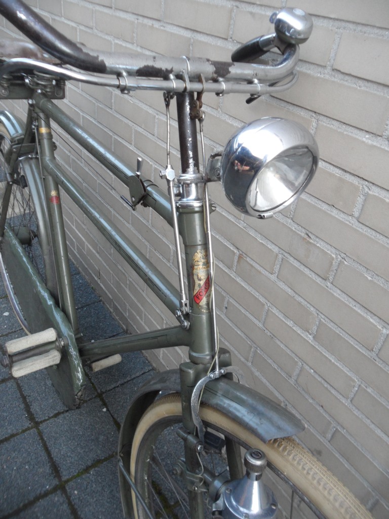 BB front schuin.jpg