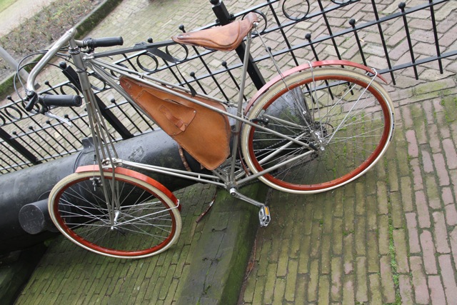 Hoogte 74 CM